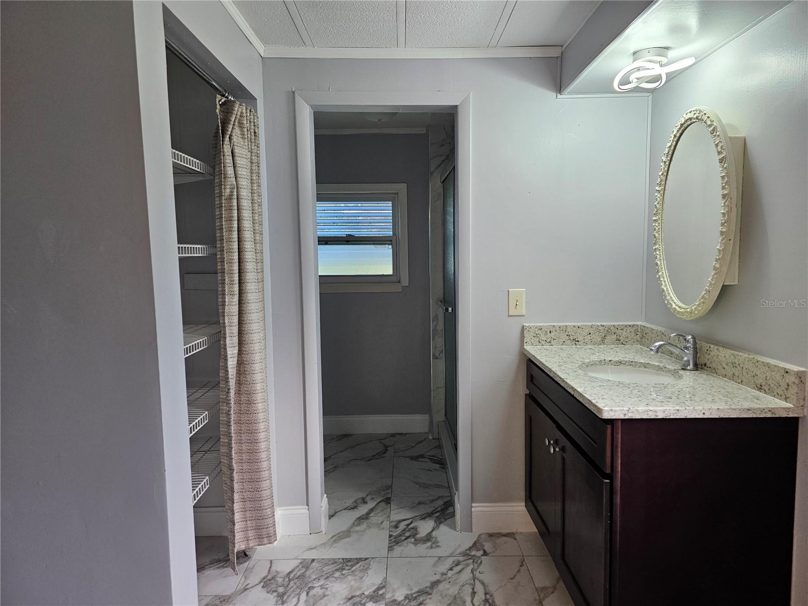 LADY LAKE OAK GROVE MOBILE HOME UNIT 01 - Residential Lease