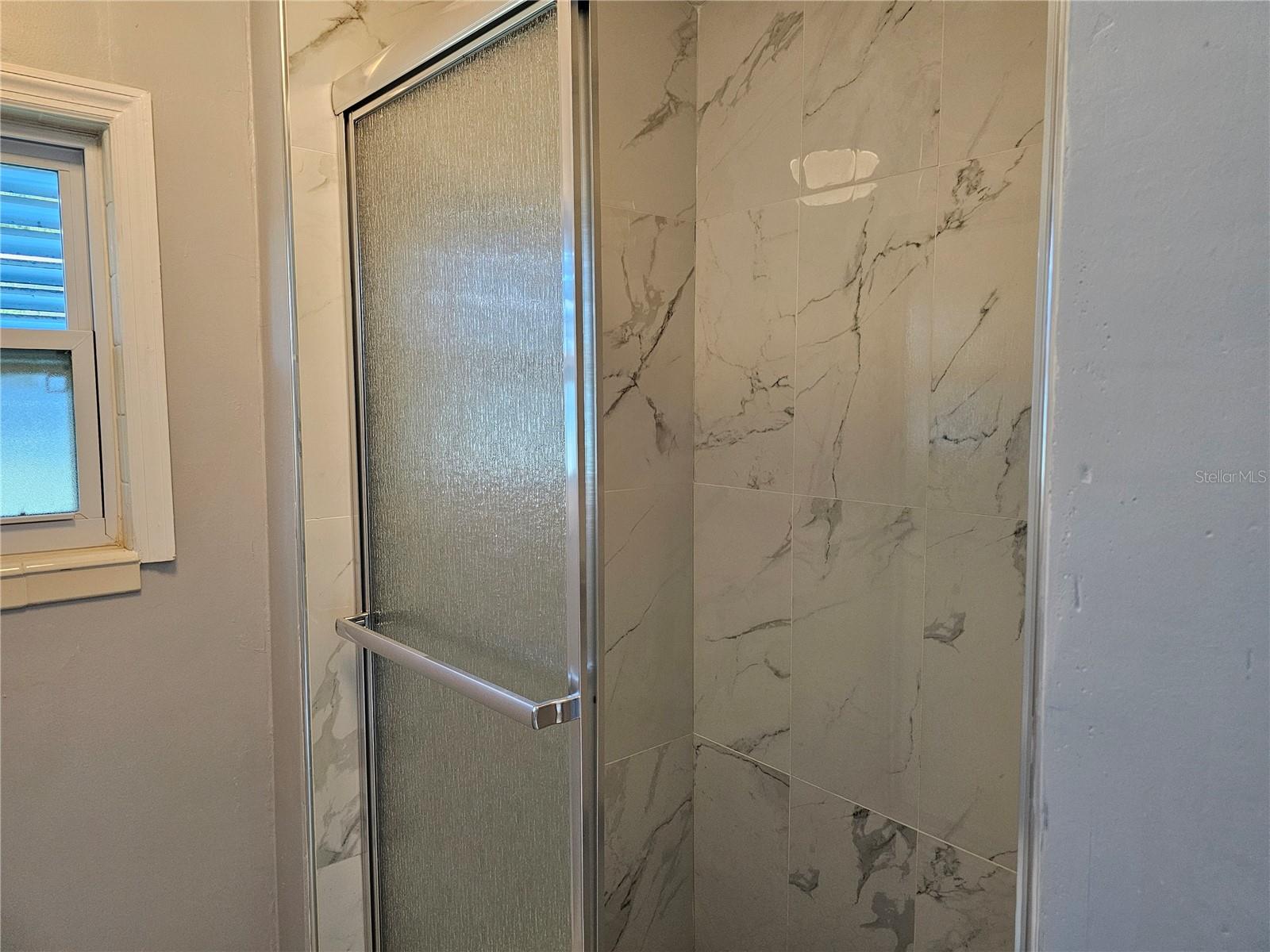 LADY LAKE OAK GROVE MOBILE HOME UNIT 01 - Residential Lease