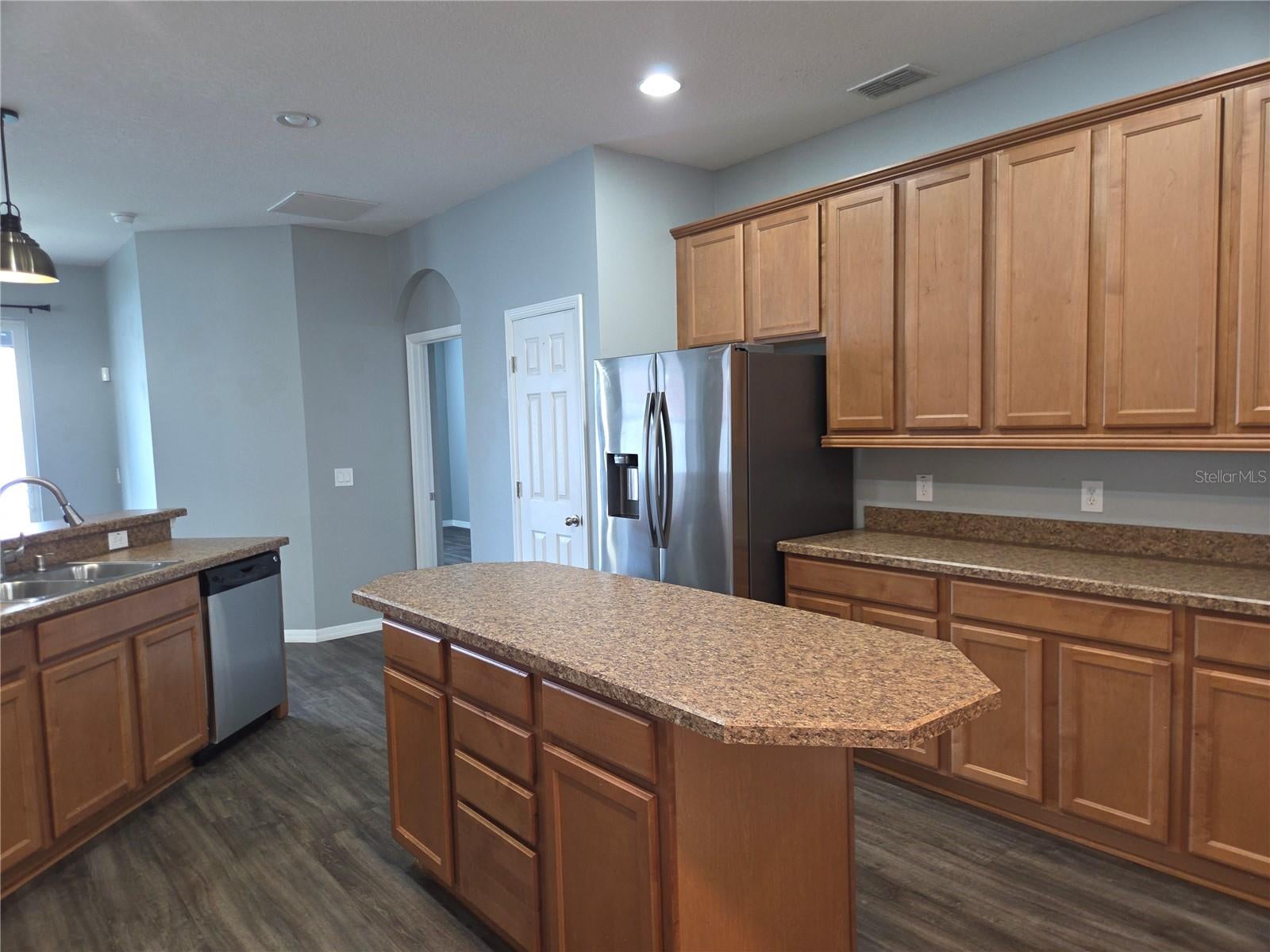 4620 CYPRESS LANDING LANE