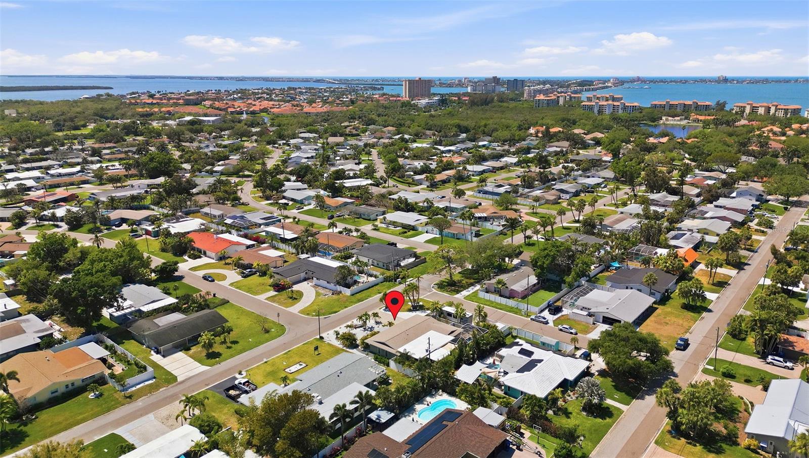 MAXIMO MOORINGS - Residential