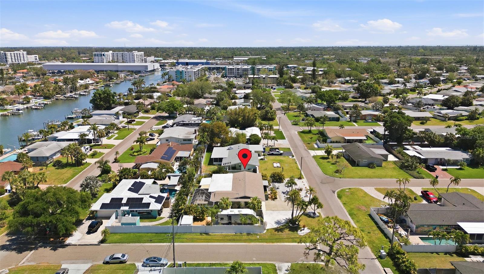 MAXIMO MOORINGS - Residential