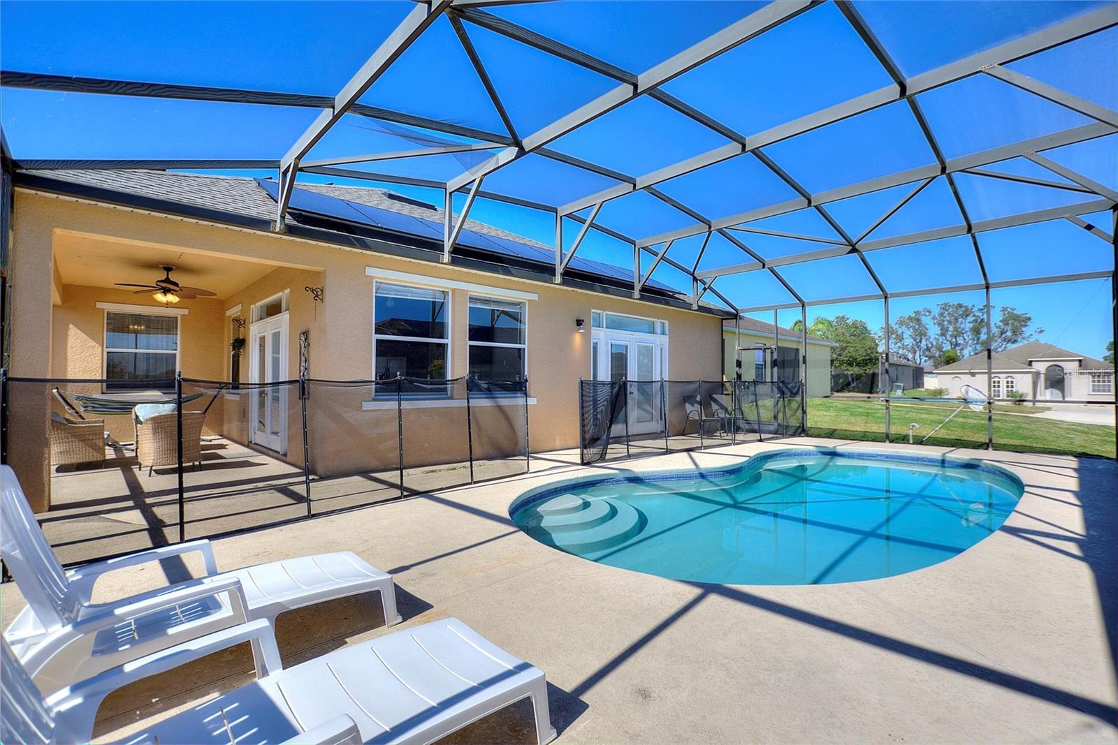 165 CAPTAIN HOOK WAY