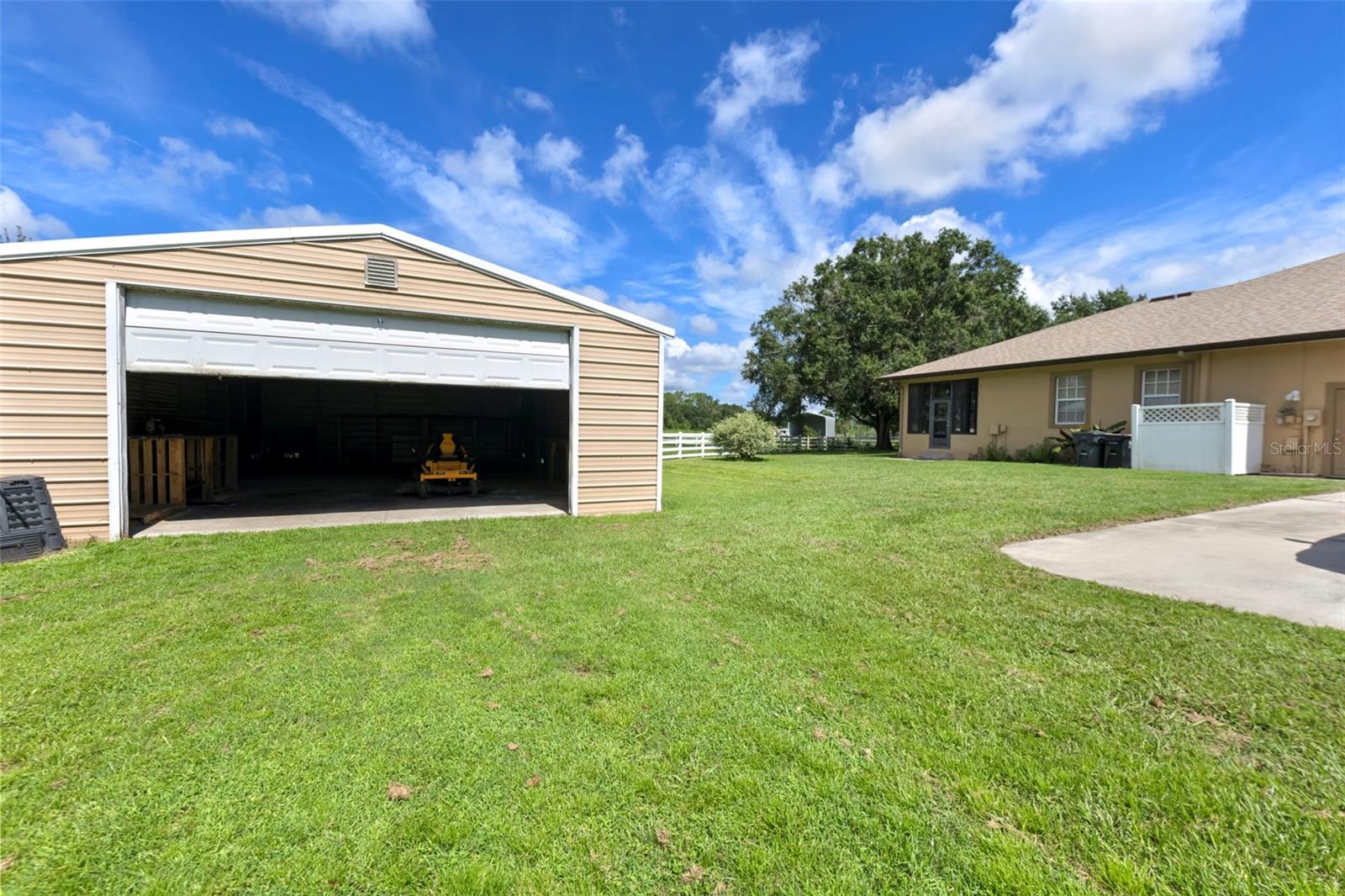 ACREAGE & UNREC - Residential