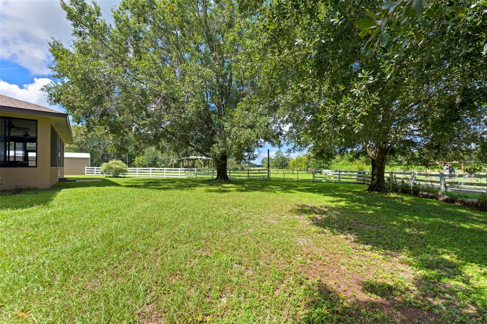 ACREAGE & UNREC - Residential