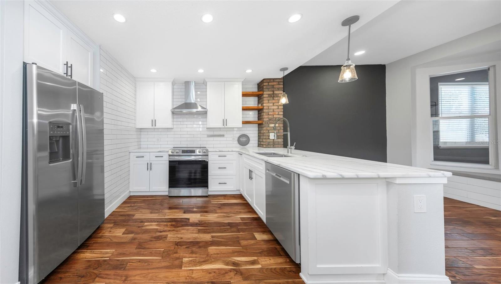 1704 SPLIT FORK DRIVE