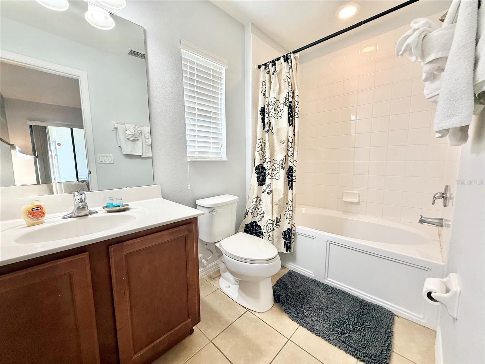 VICTORIA WOODS AT PROVIDENCE - Residential