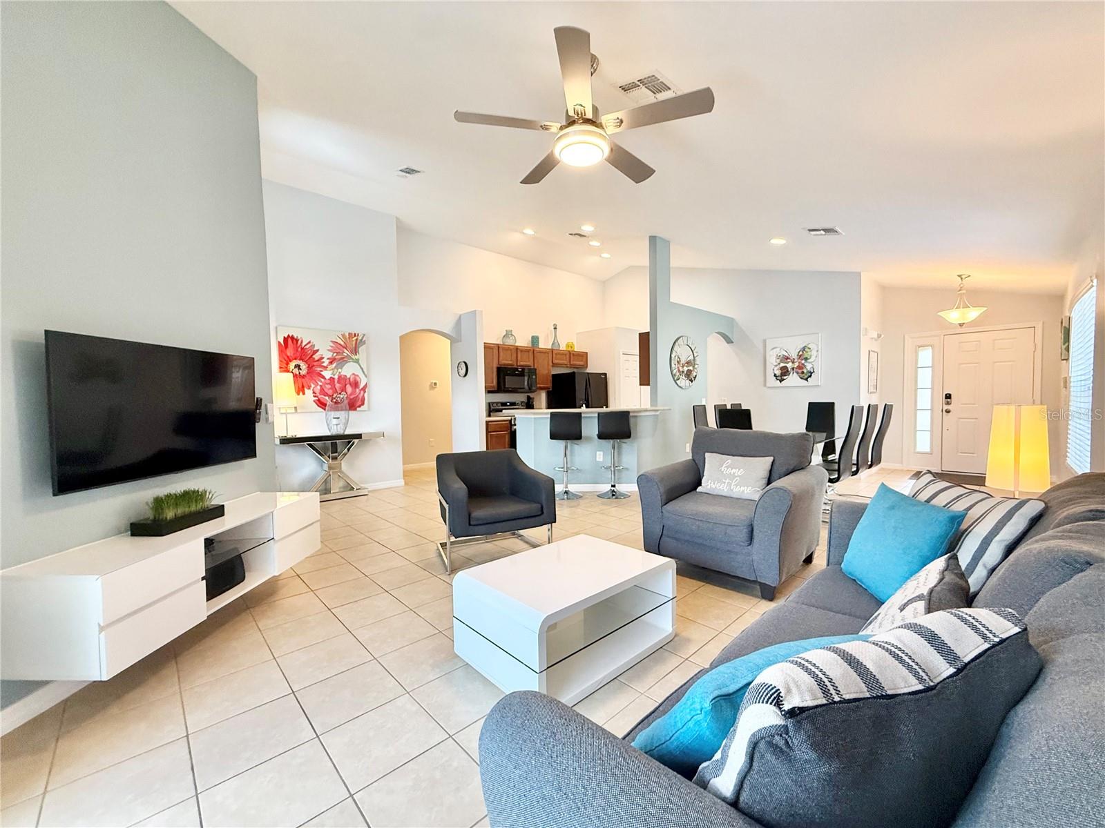 VICTORIA WOODS AT PROVIDENCE - Residential