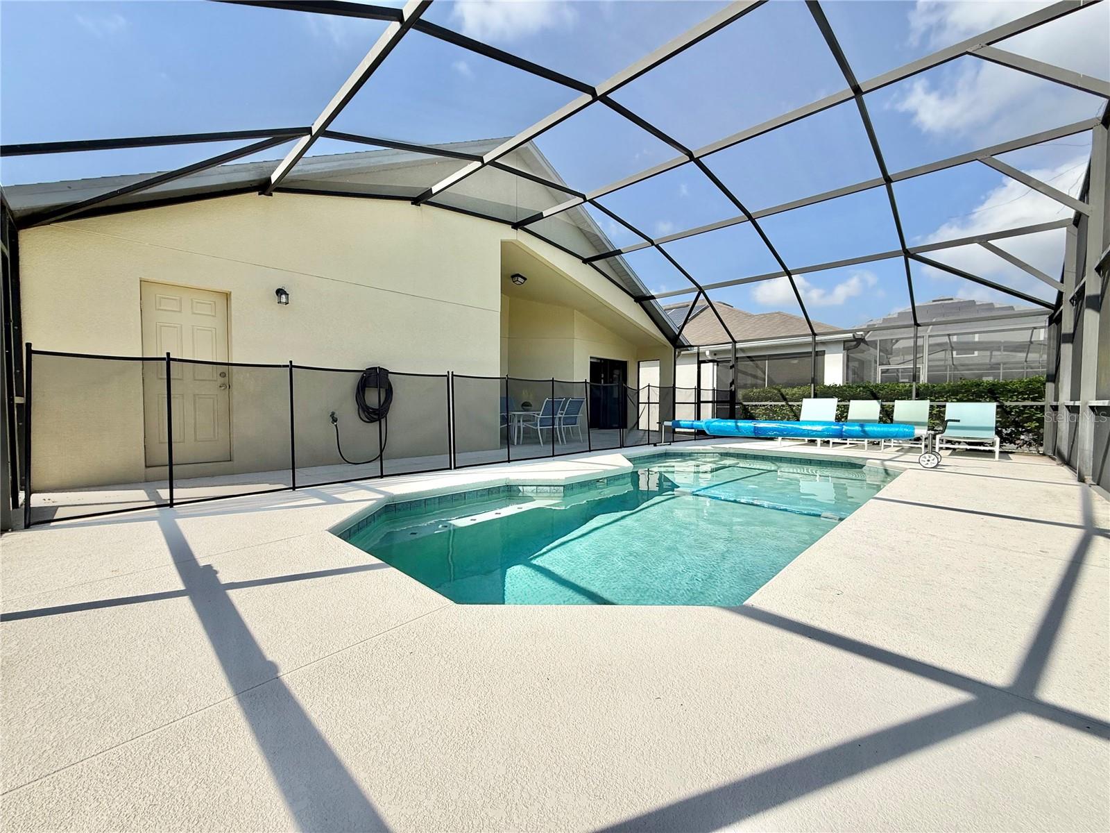 VICTORIA WOODS AT PROVIDENCE - Residential