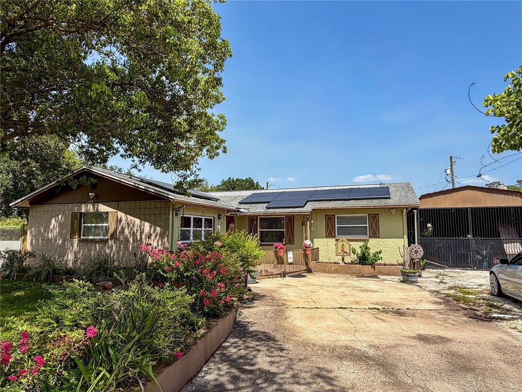 Photo of 45 Caswell Drive, Orlando, FL 32825 (MLS # O6424450)