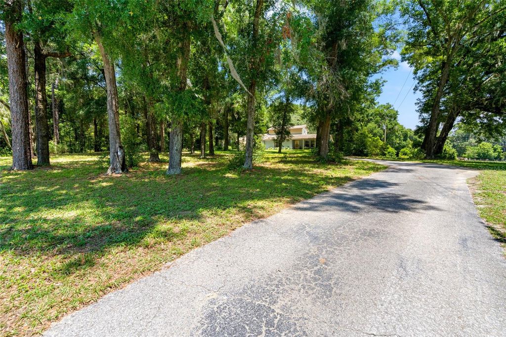 Photo of 20830 Trilby Cemetery Road, Dade City, FL 33523 (MLS # T3526663)