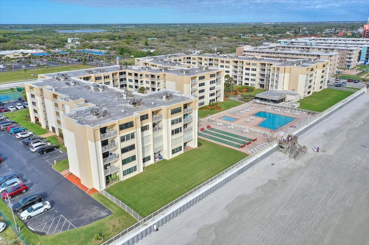 CASTLE REEF CONDO - Residential