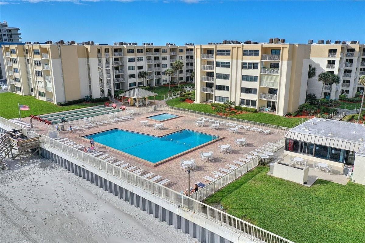 CASTLE REEF CONDO - Residential