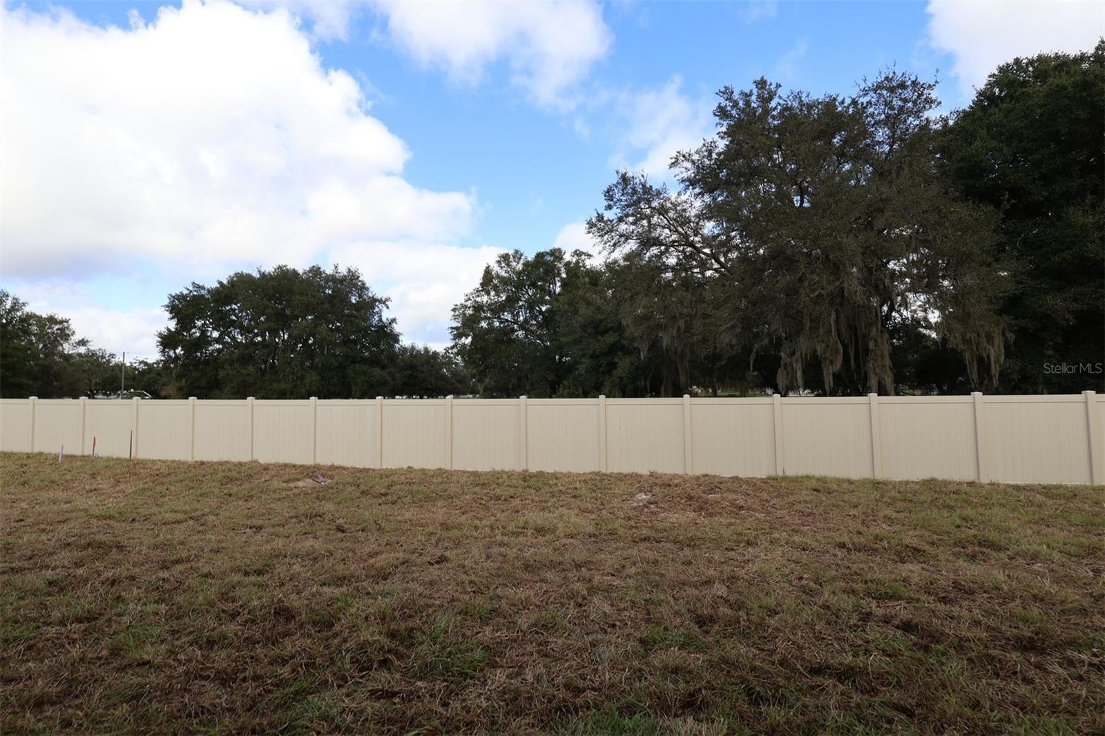 WILLOW RUN - Residential