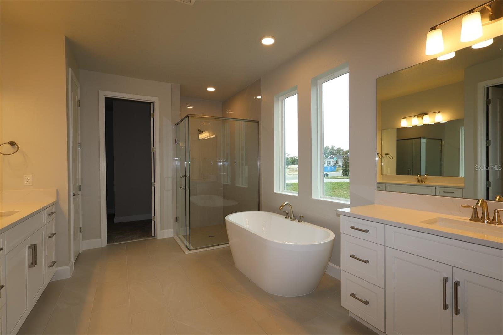 WILLOW RUN - Residential