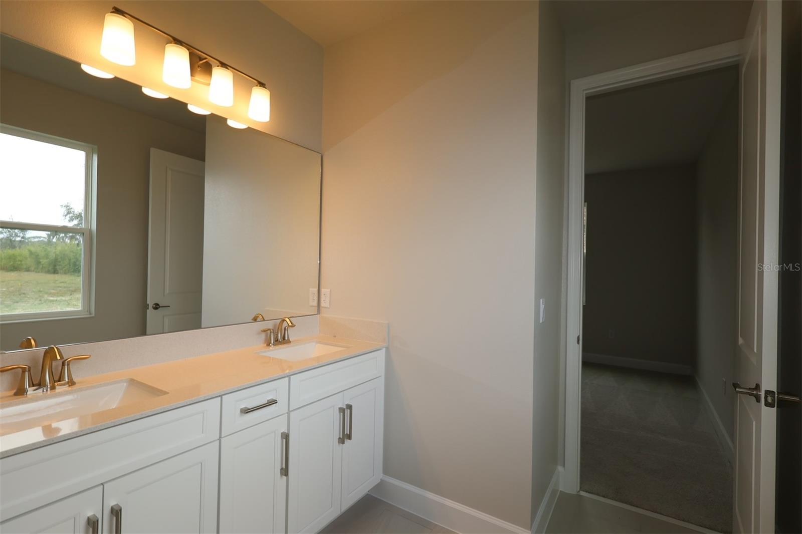 WILLOW RUN - Residential