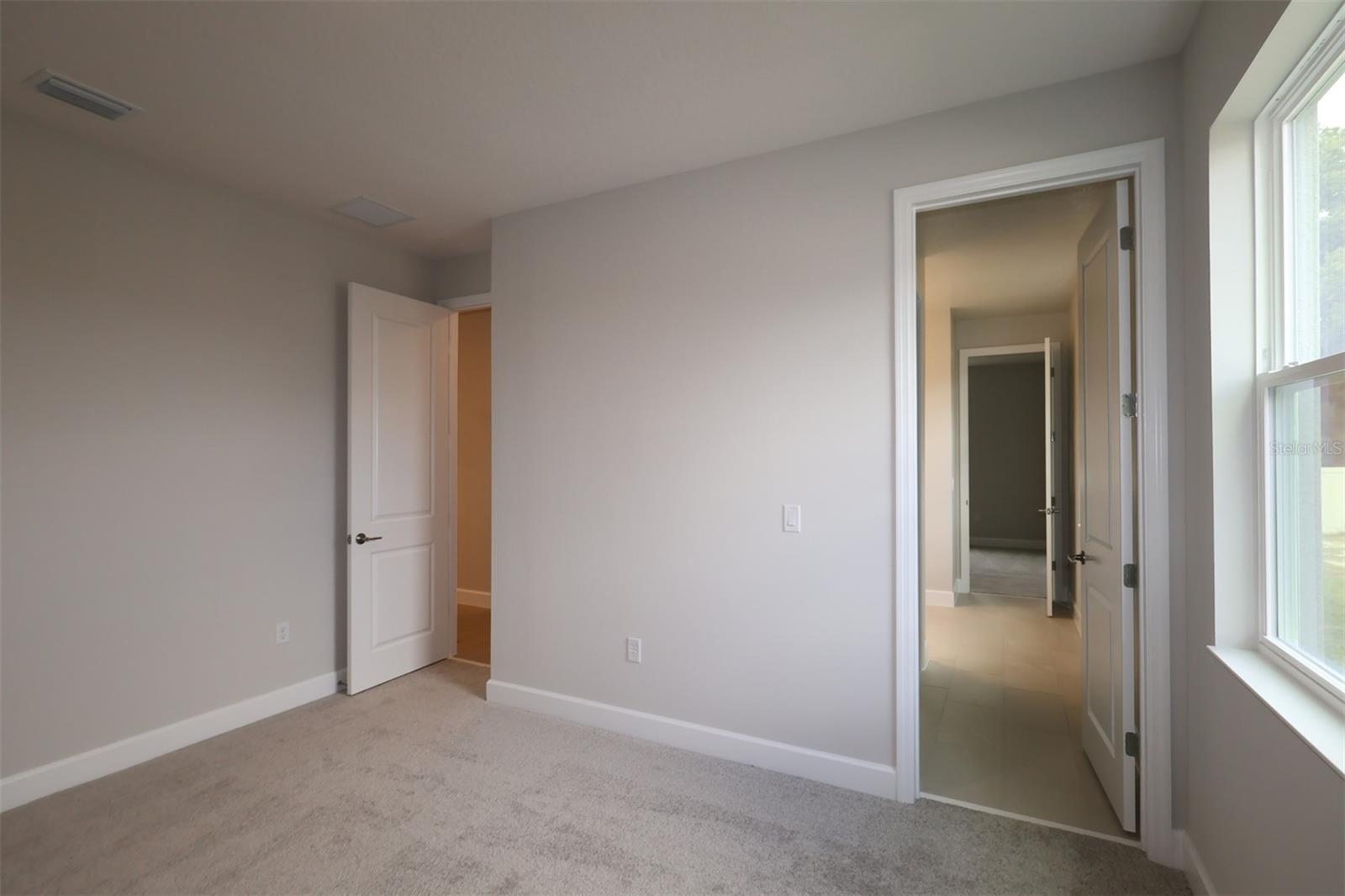 WILLOW RUN - Residential