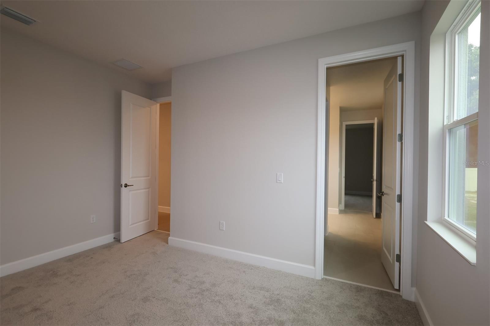 WILLOW RUN - Residential