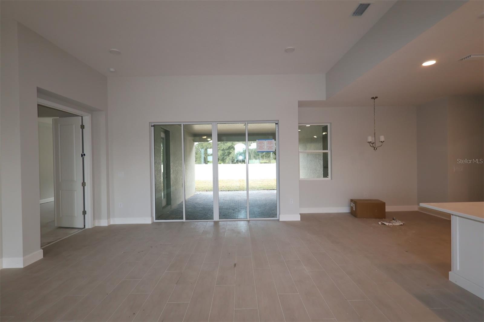 WILLOW RUN - Residential