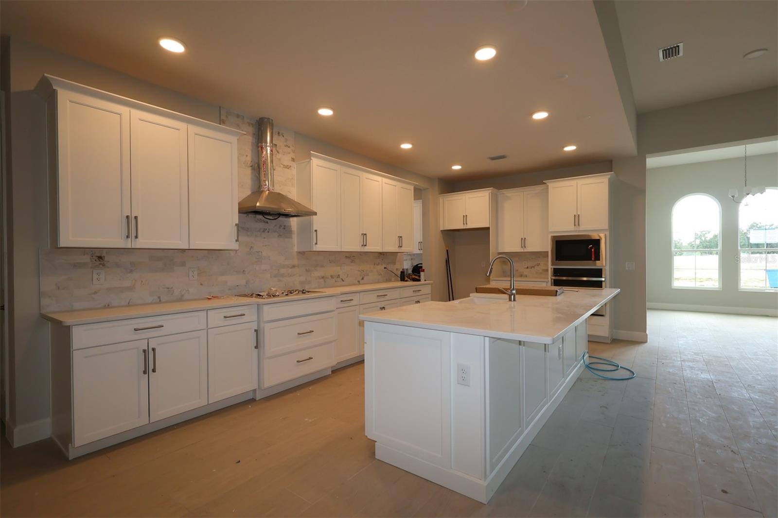 WILLOW RUN - Residential