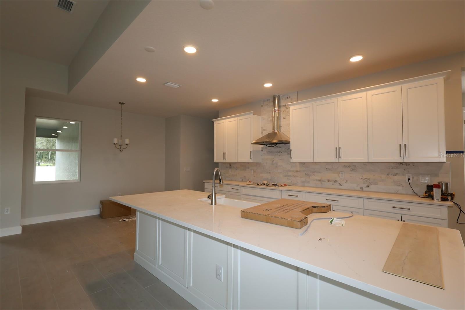 WILLOW RUN - Residential