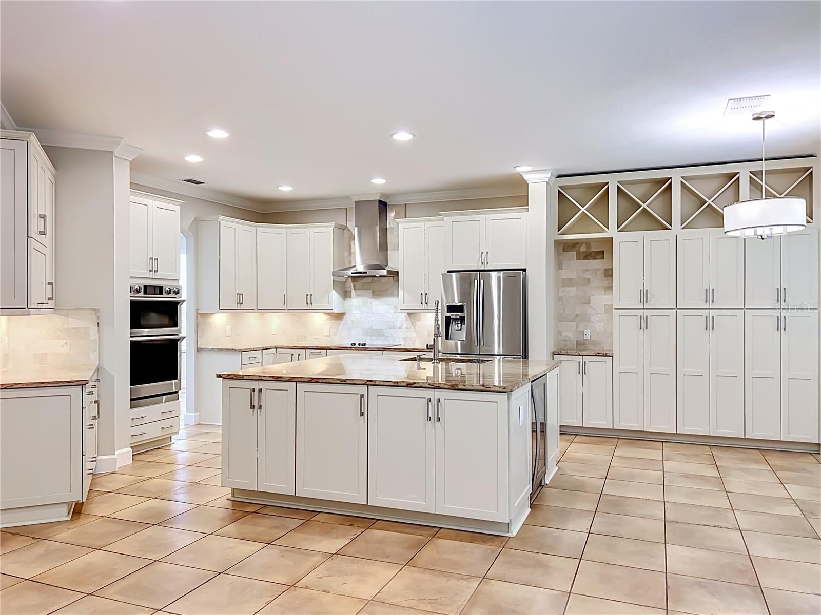 313 MUNSON HILLS COURT