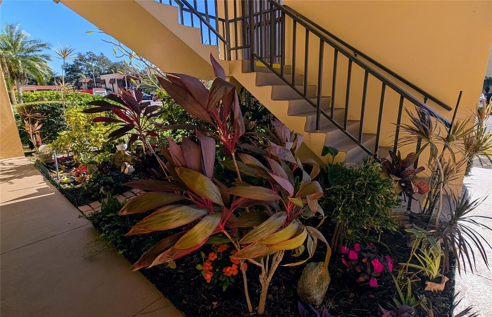 PENNWOOD MANOR - Residential