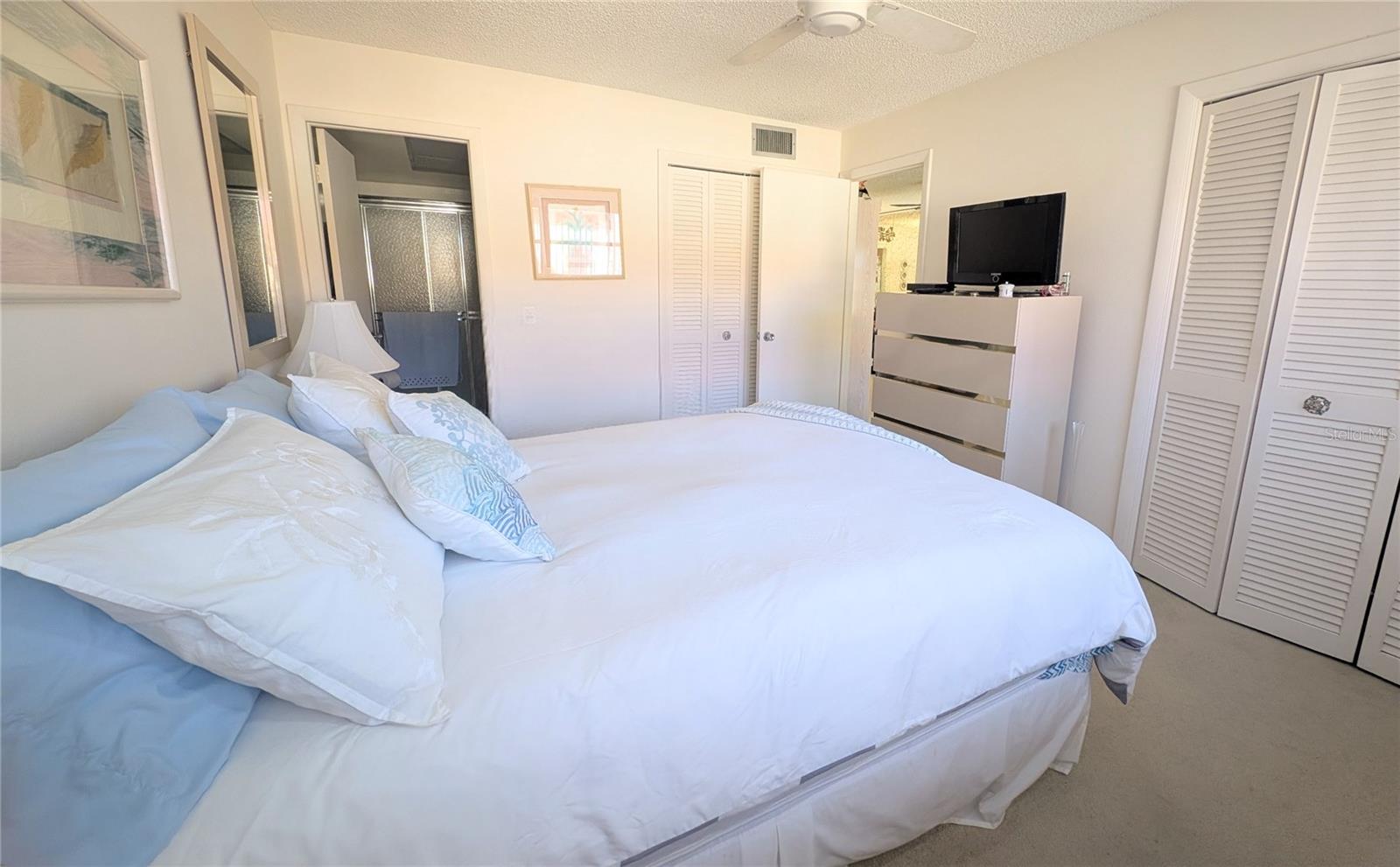 PENNWOOD MANOR - Residential