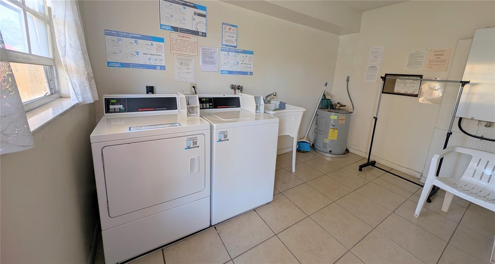 PENNWOOD MANOR - Residential