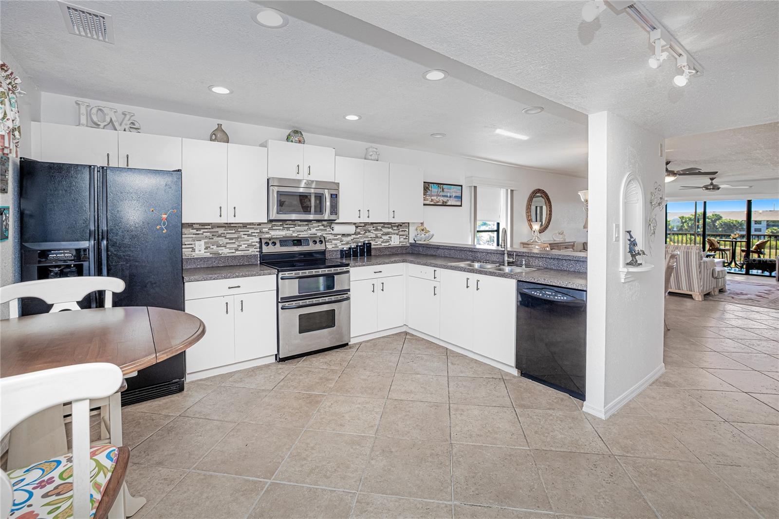 NEWPORT 02 PH 02 BDLG 11 - Residential