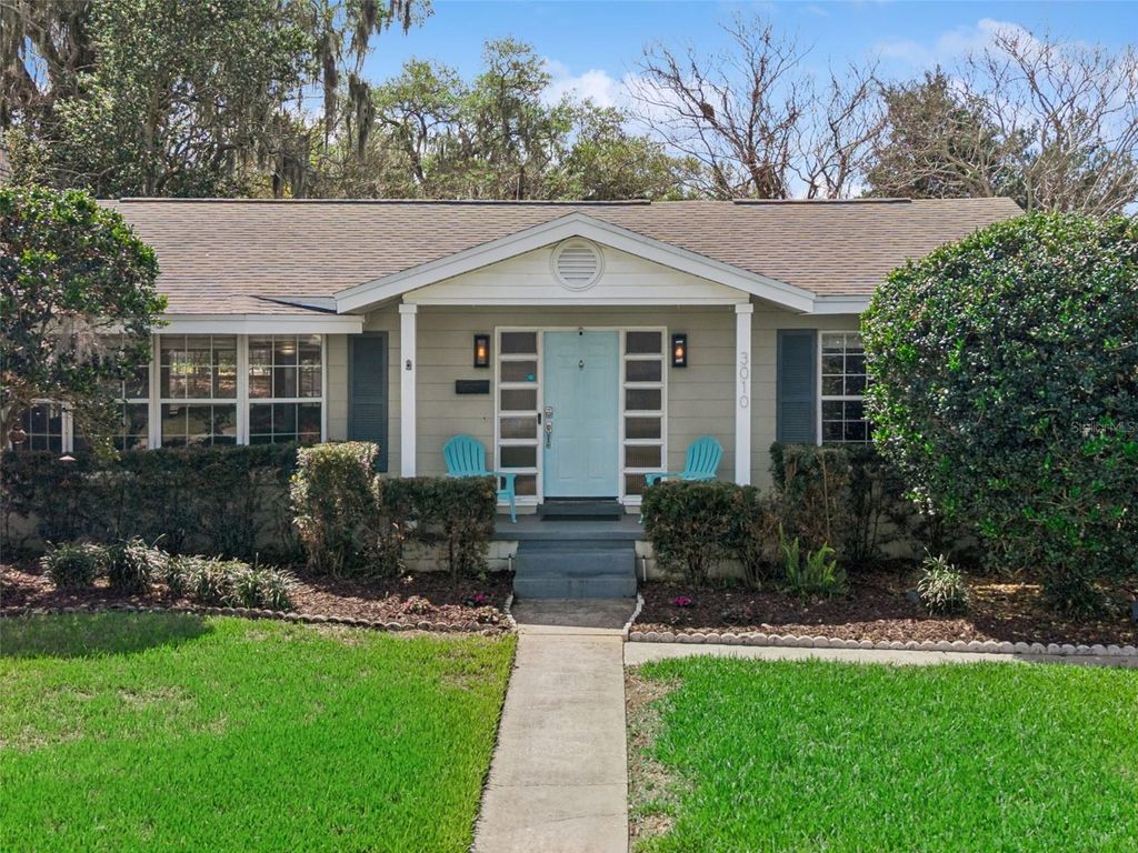 Photo of 3010 Carmia Drive, Orlando, FL 32806 (MLS # O6388795)