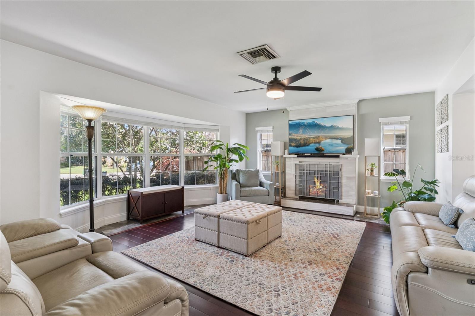 SKYCREST - Residential