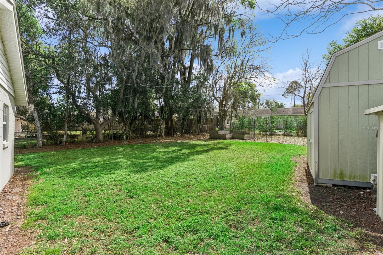 SKYCREST - Residential