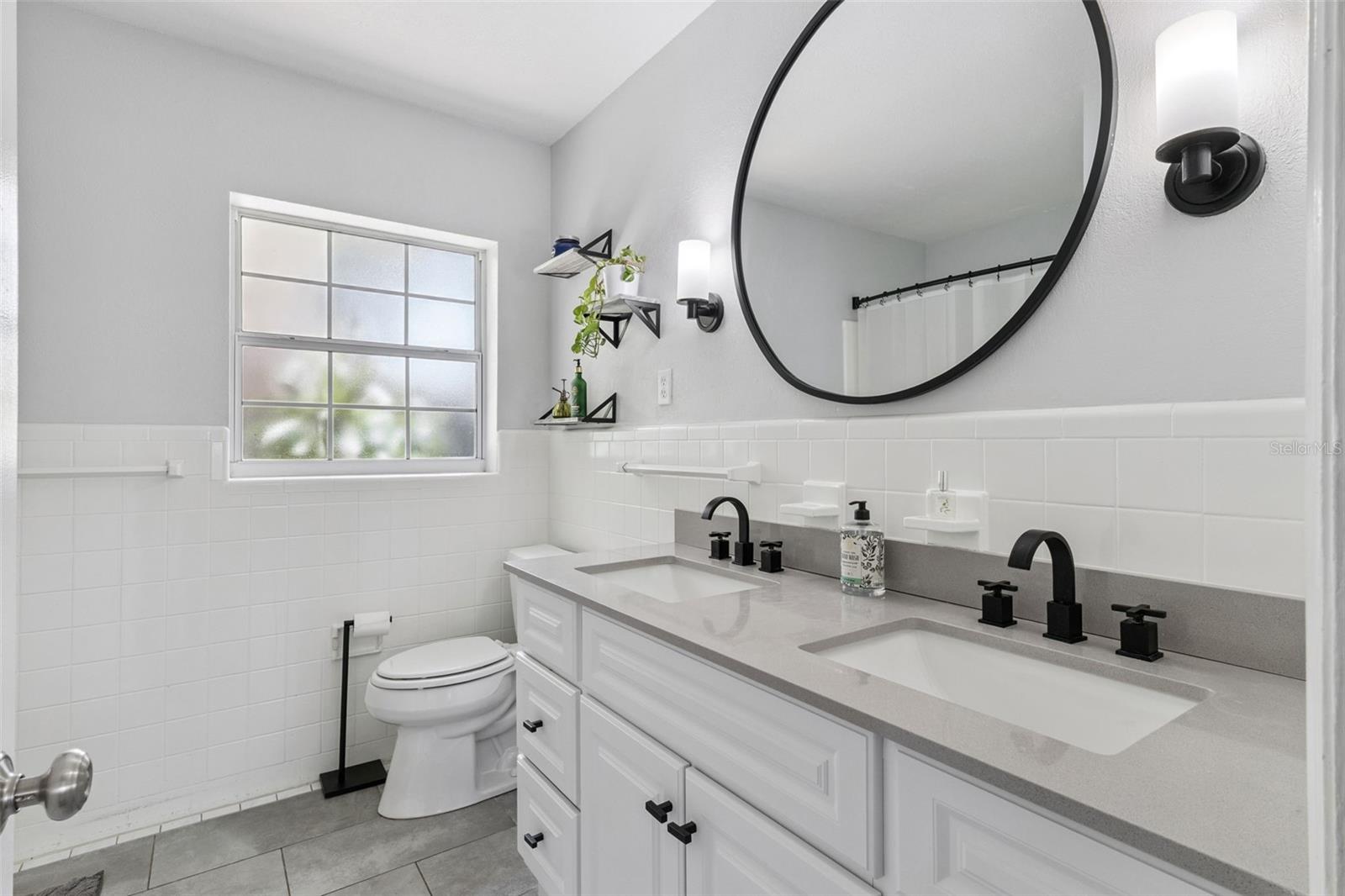 SKYCREST - Residential