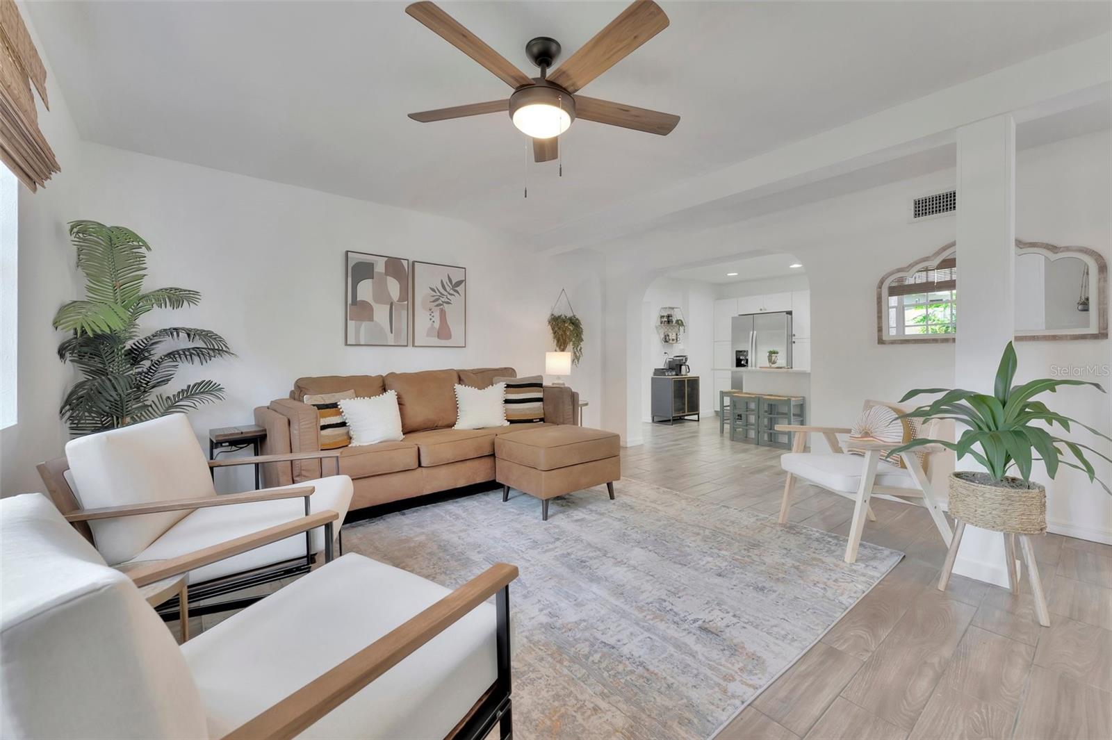 WHISPERING PINES - Residential