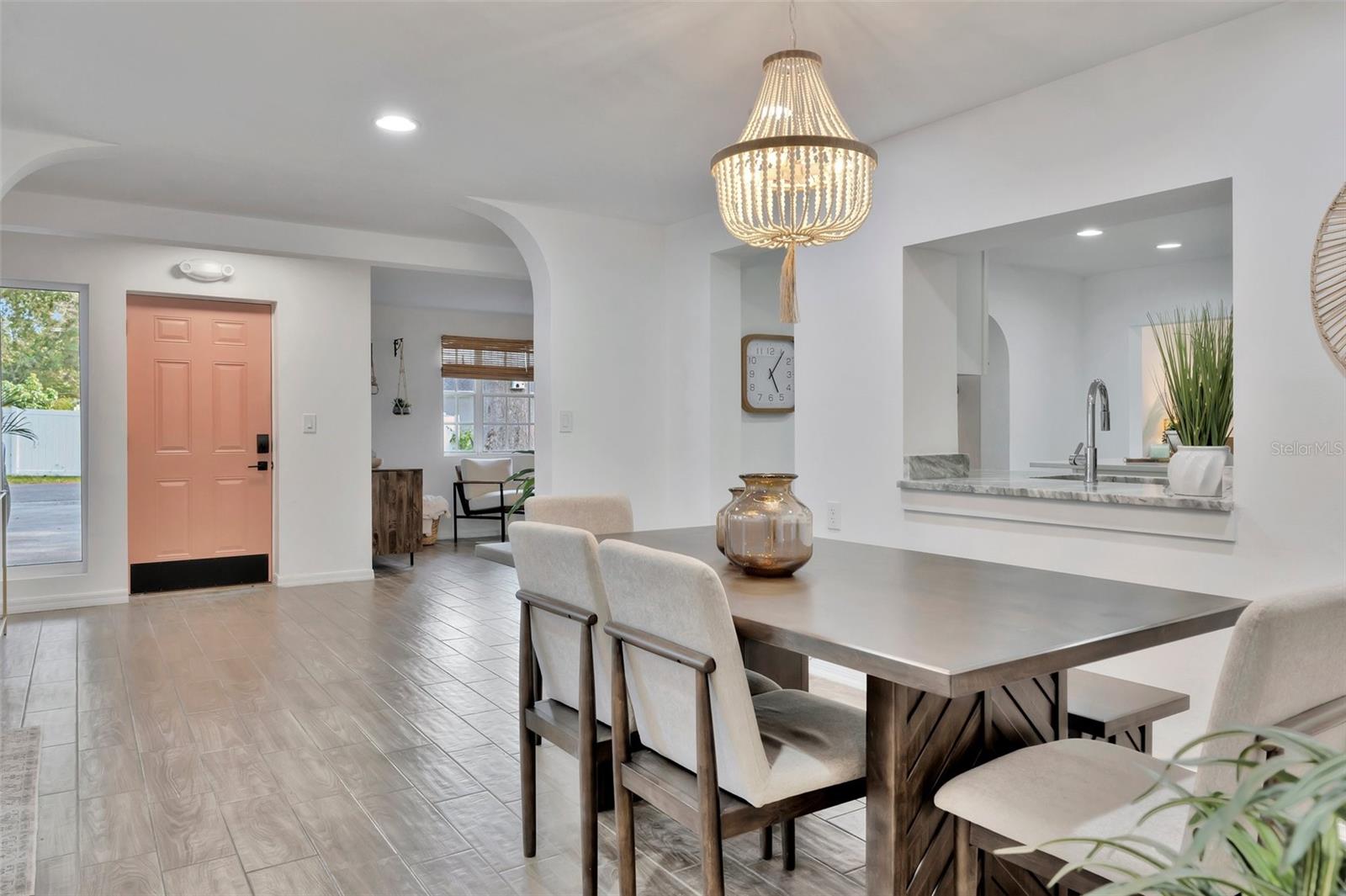 WHISPERING PINES - Residential