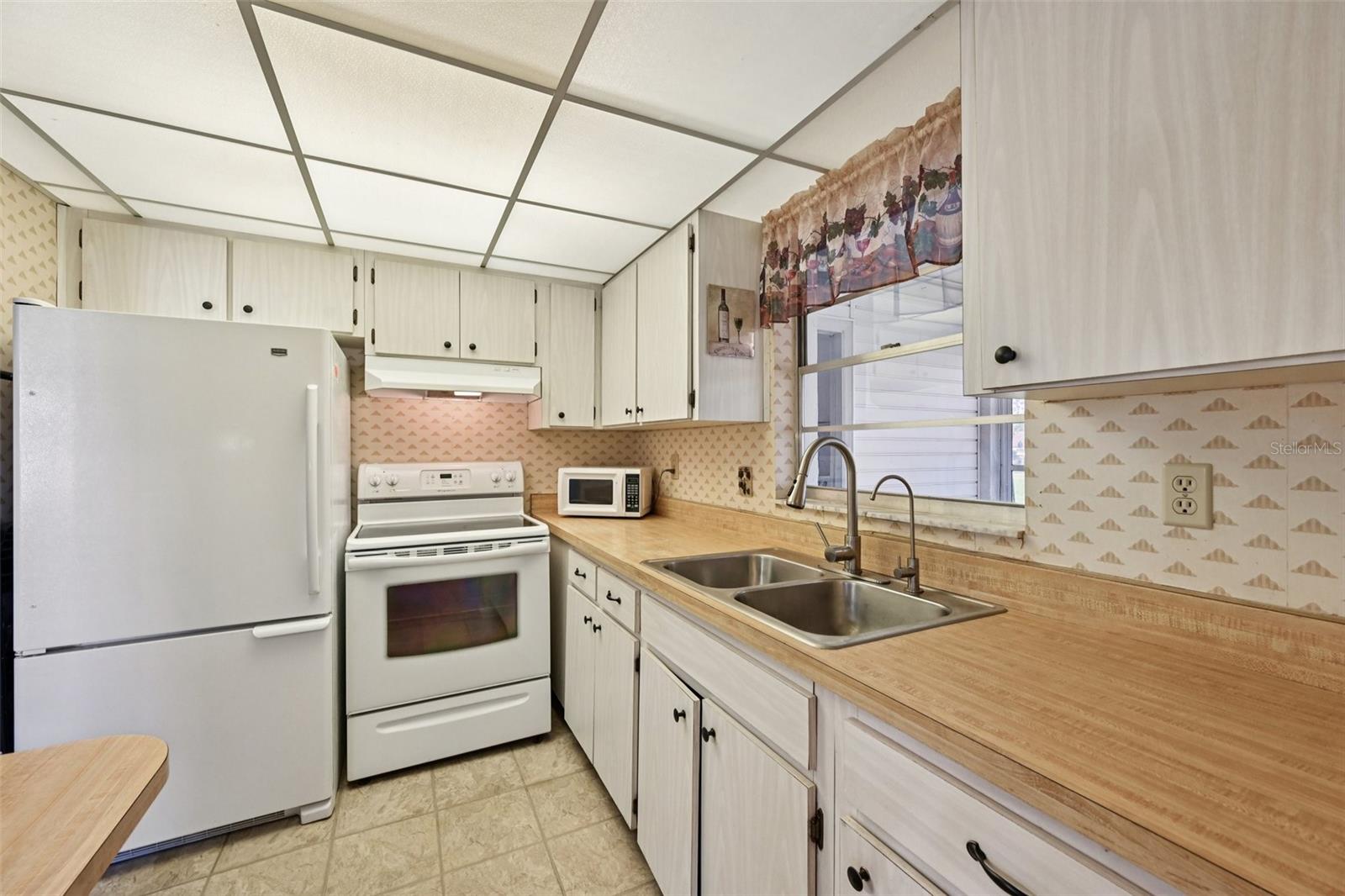 GLOUCESTER A CONDO - Residential