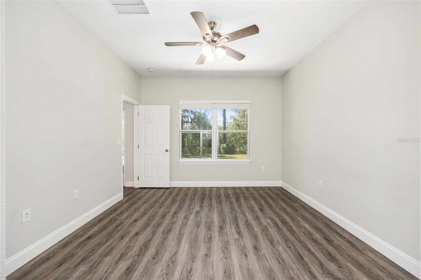 MARION OAKS - Residential Lease