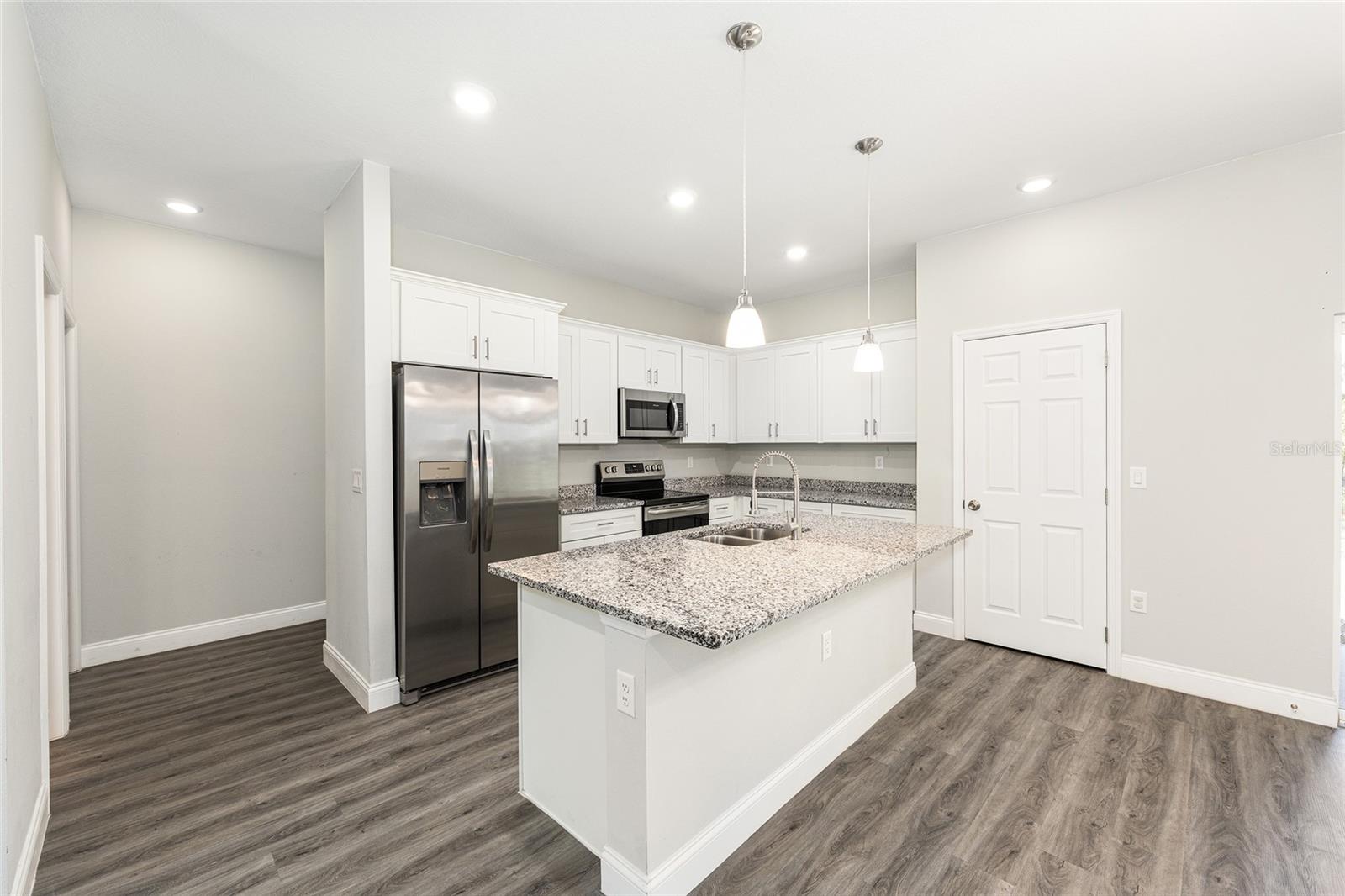 MARION OAKS - Residential Lease