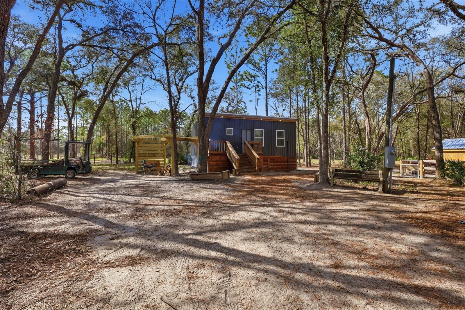 FLORIDA HLNDS - Residential