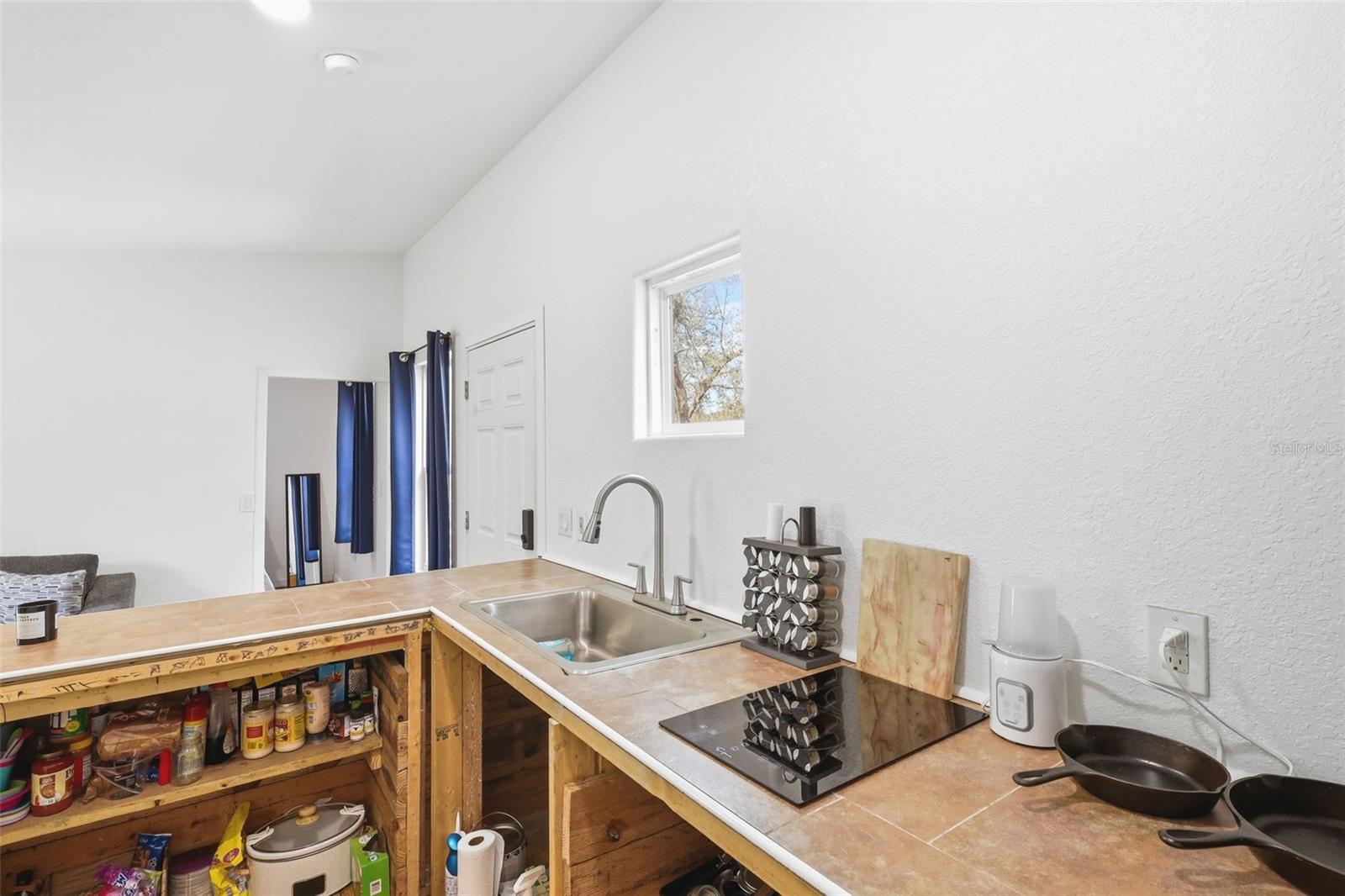 FLORIDA HLNDS - Residential