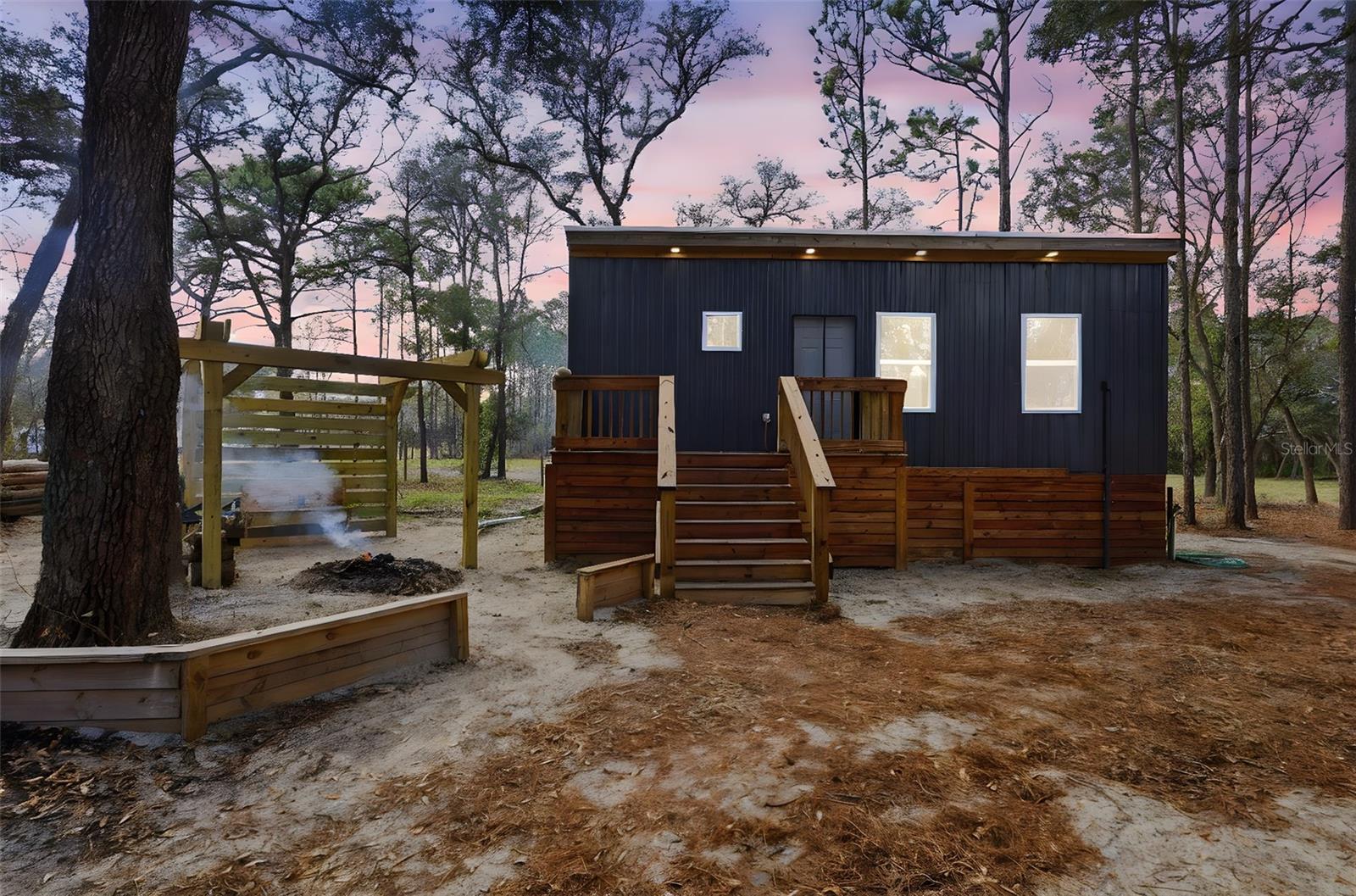 FLORIDA HLNDS - Residential