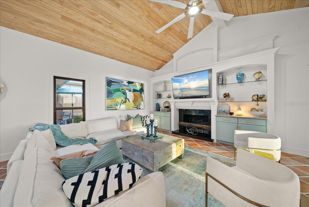 OCEAN SANDS - Residential