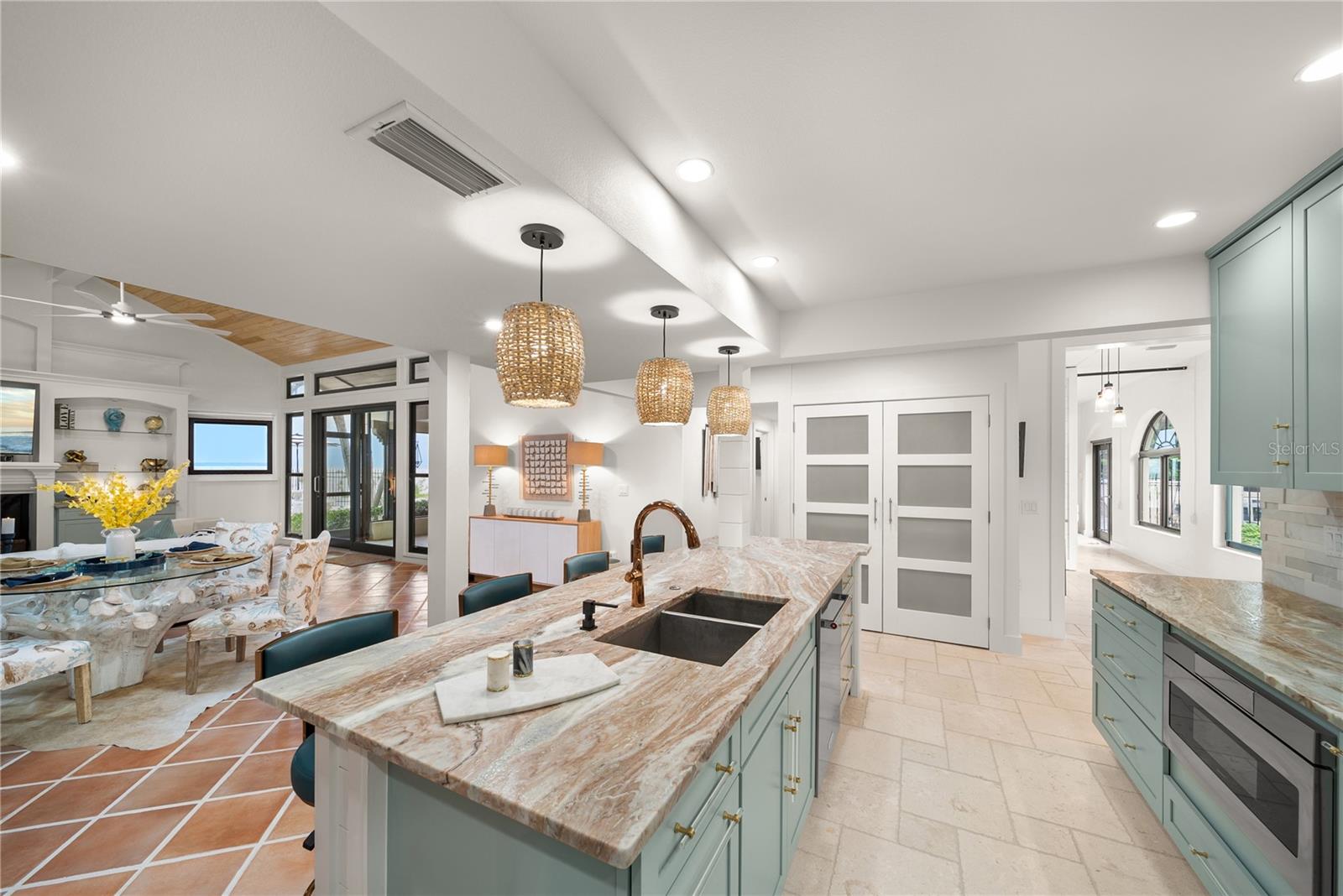 OCEAN SANDS - Residential