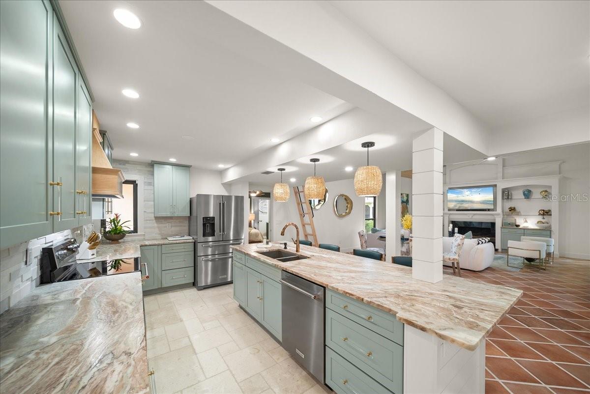 OCEAN SANDS - Residential
