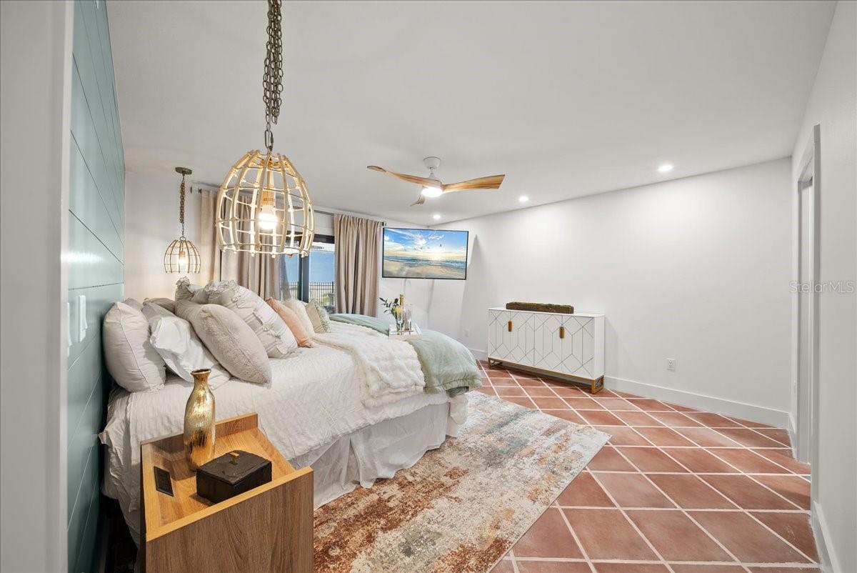 OCEAN SANDS - Residential