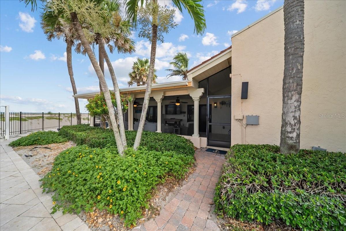 OCEAN SANDS - Residential