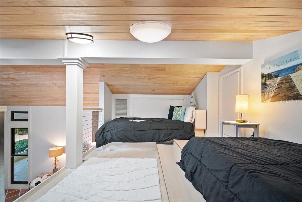 OCEAN SANDS - Residential