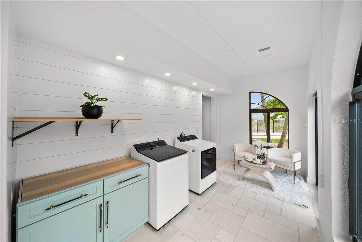 OCEAN SANDS - Residential