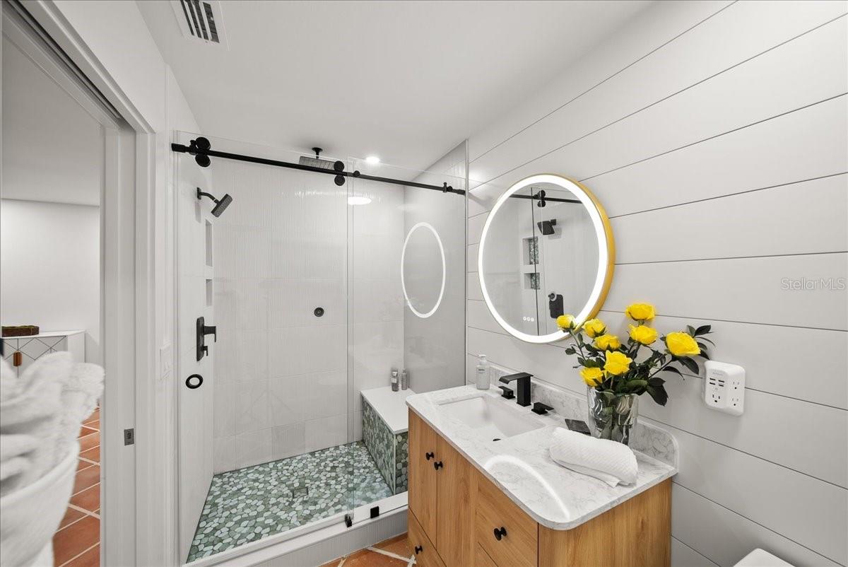 OCEAN SANDS - Residential