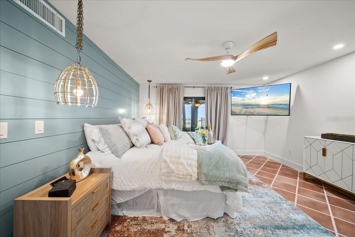 OCEAN SANDS - Residential